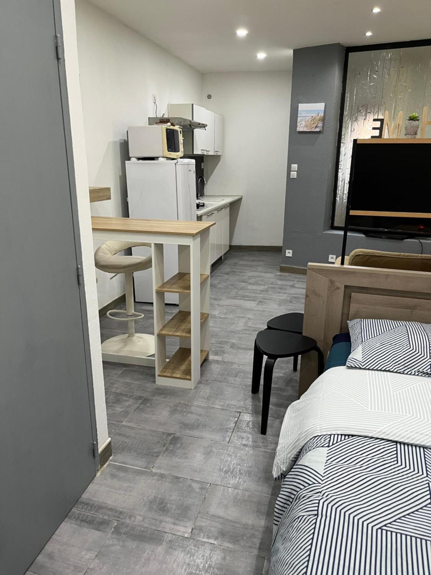 Grand Studio Lunel  Exterior foto