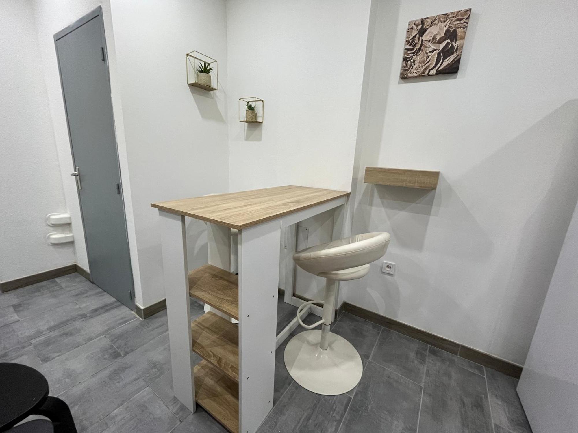 Grand Studio Lunel  Exterior foto